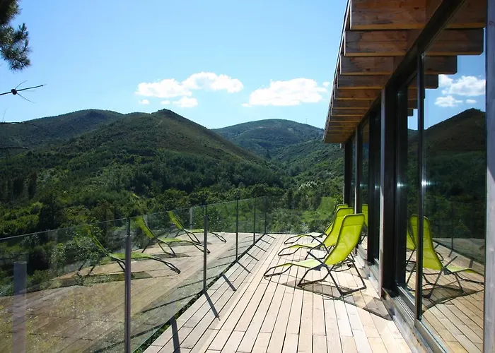 Farma Retiro Da Arminda Canedo (Porto)