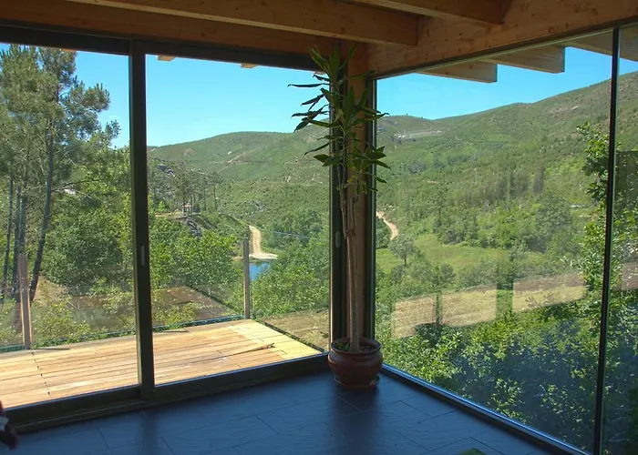 Vakantieboerderij Retiro Da Arminda Canedo (Porto)